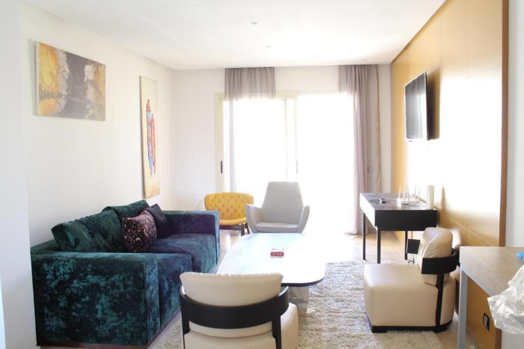 Appt 22 Bloc G- Hicherraton Plage Residence Bella Vista, Bouznika Bay Скира Экстерьер фото