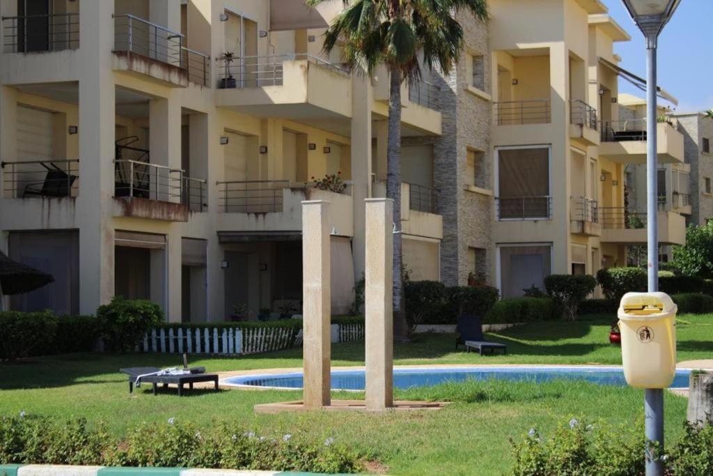 Appt 22 Bloc G- Hicherraton Plage Residence Bella Vista, Bouznika Bay Скира Экстерьер фото