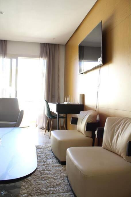 Appt 22 Bloc G- Hicherraton Plage Residence Bella Vista, Bouznika Bay Скира Экстерьер фото