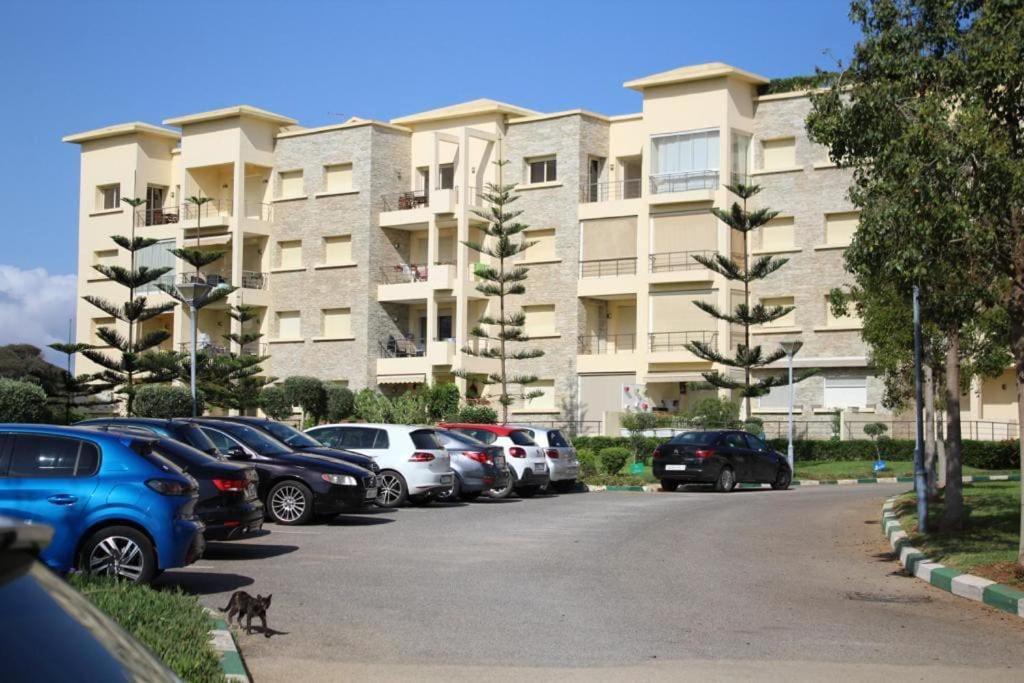 Appt 22 Bloc G- Hicherraton Plage Residence Bella Vista, Bouznika Bay Скира Экстерьер фото